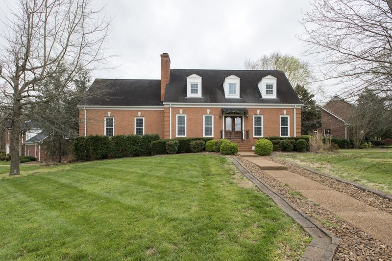 7509 River Fork Dr, Nashville, TN 37221