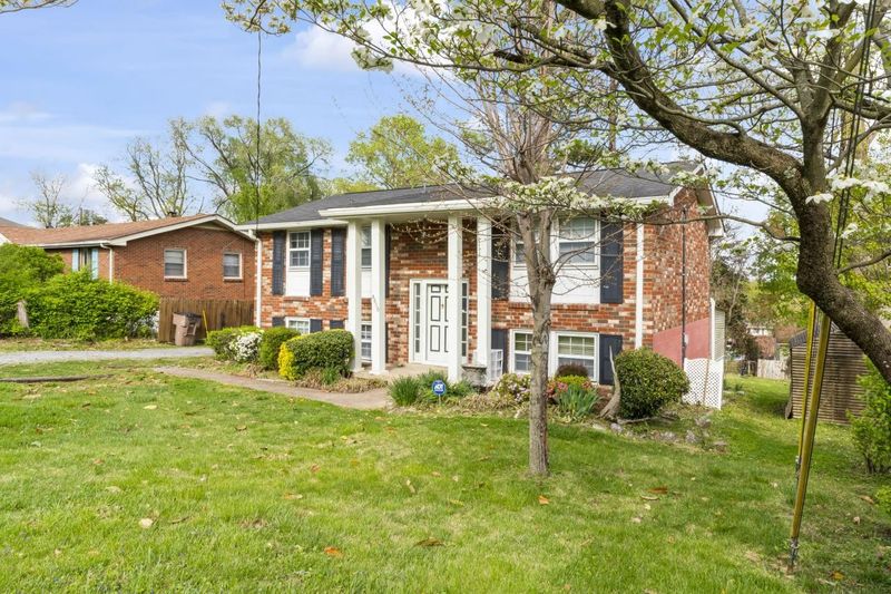 4806 Jeffery Dr, Nashville, TN 37211