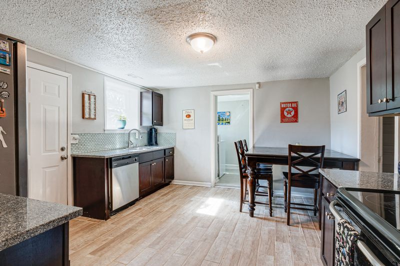 135 Elmhurst Ave, Nashville, TN 37207