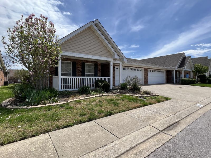 430 Village Green Cir, Murfreesboro, TN 37128