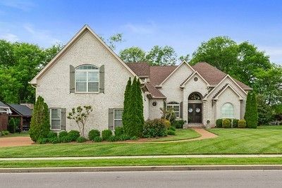 1604 Foxland Blvd, Gallatin, TN 37066