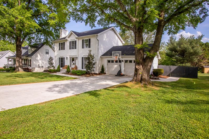 556 Overview Ln, Franklin, TN 37064
