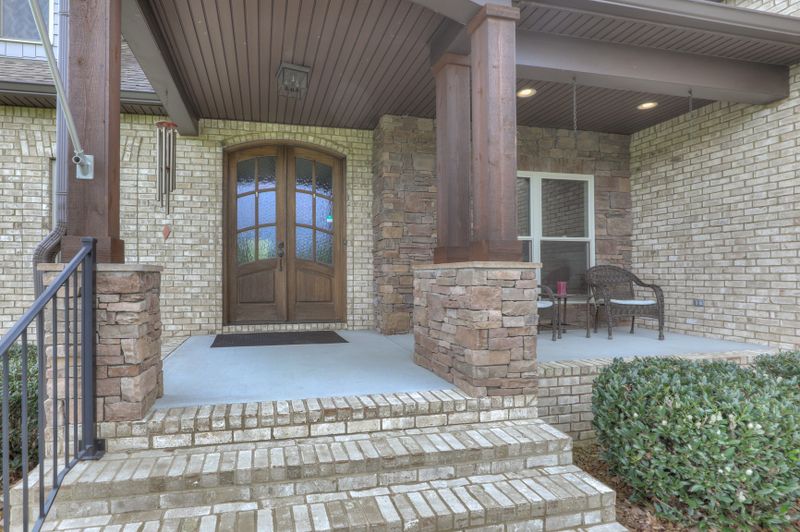 6741 Burnt Knob Rd, Murfreesboro, TN 37129