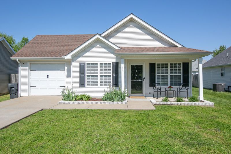 2752 Painted Pony Dr, Murfreesboro, TN 37128