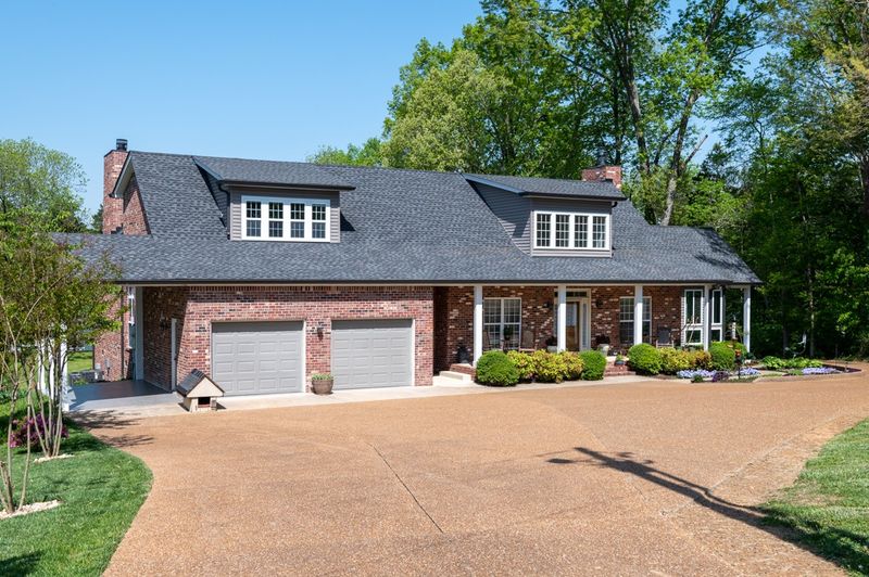 450 N Denny Rd, Lebanon, TN 37087