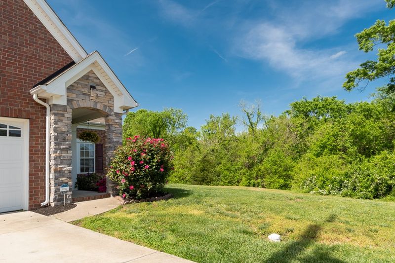 416 Spickard Ct, Nashville, TN 37218