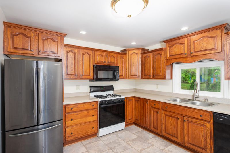 108 Thomason Dr, Dalton, GA 30720