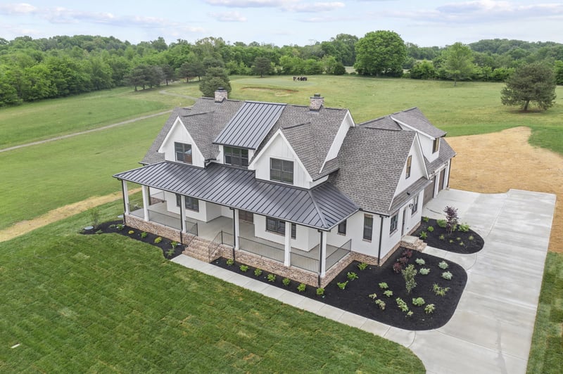 4215 Ironwood Dr, Greenbrier, TN 37073