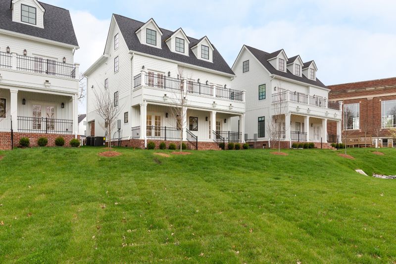 519 Hobson Chapel Pl, Nashville, TN 37206