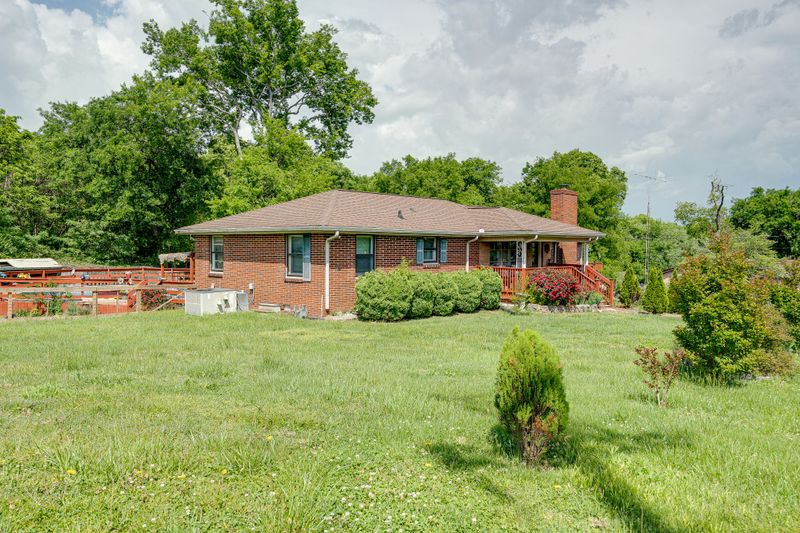 418 Westchester Dr, Madison, TN 37115