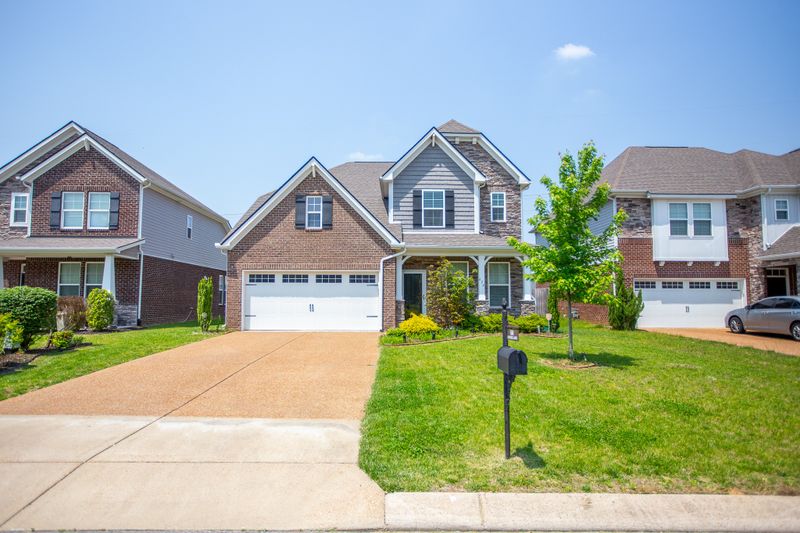 634 Foster Ln, Mount Juliet, TN 37122