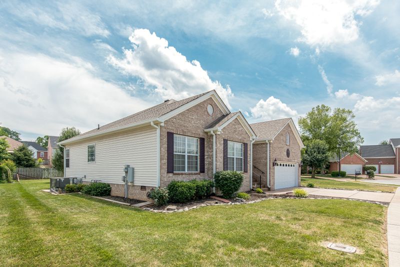 607 Dunbrooke Ct, Franklin, TN 37064