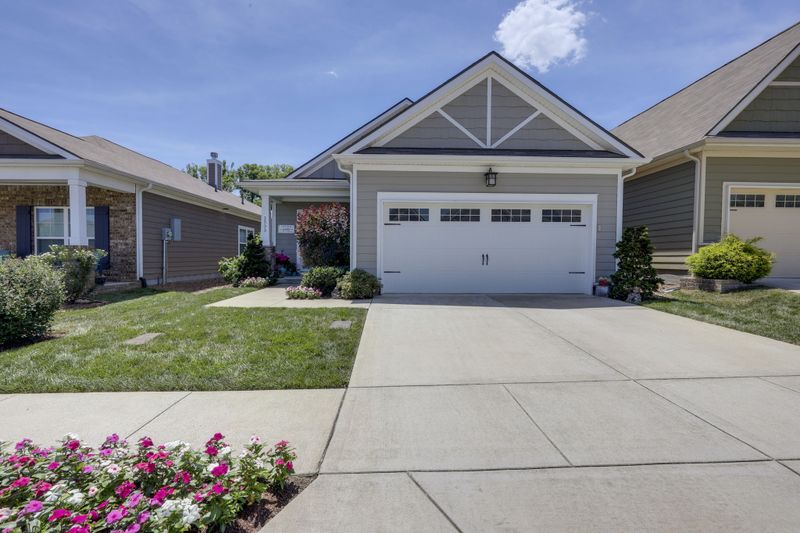 2533 Hanover Dr, Columbia, TN 38401