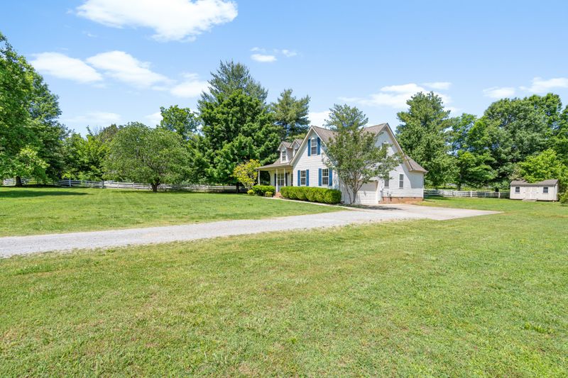2288 Barfield Rd, Murfreesboro, TN 37128