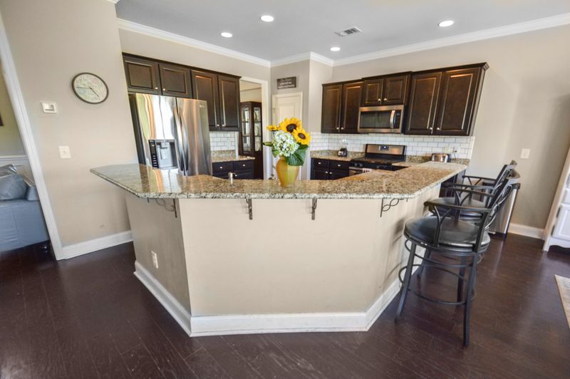 417 Valleyview Dr, Franklin, TN 37064