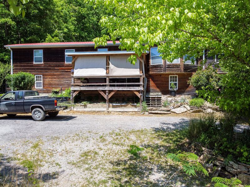 721 Hogans Branch Rd, Hendersonville, TN 37075