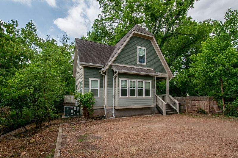 916B Fairwin Ave, Nashville, TN 37216