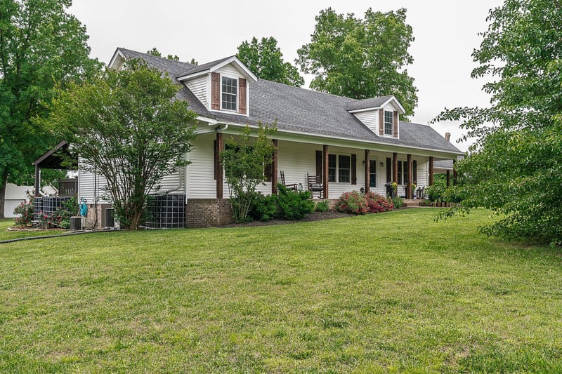 5668 31e Hwy, Westmoreland, TN 37186