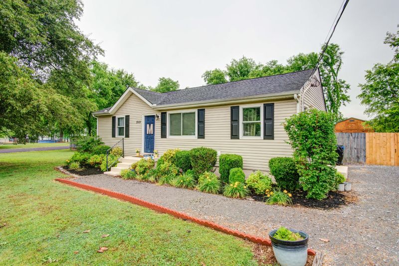 2851 Sunnyview Dr, Murfreesboro, TN 37128
