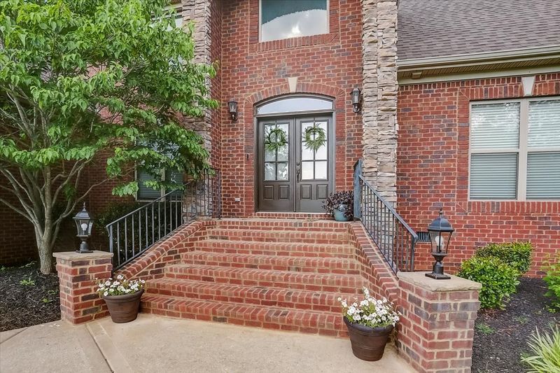 2706 Battleground Dr, Murfreesboro, TN 37129