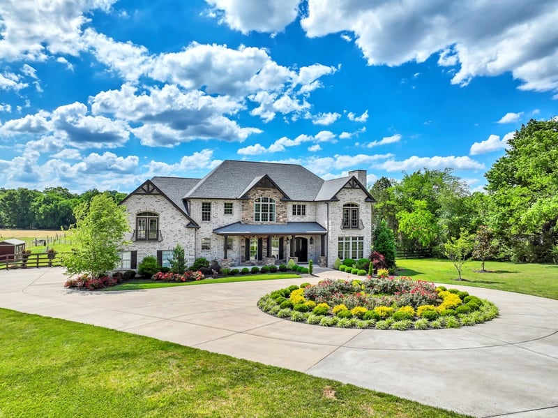 271 Kirk Ln, Gallatin, TN 37066