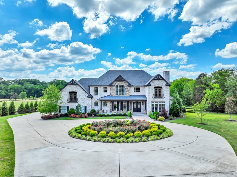 271 Kirk Ln, Gallatin, TN 37066