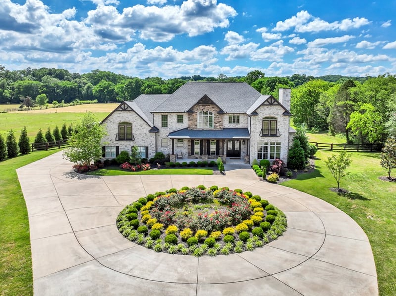 271 Kirk Ln, Gallatin, TN 37066