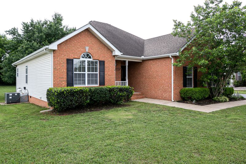 207 Towbridge Dr, Murfreesboro, TN 37129