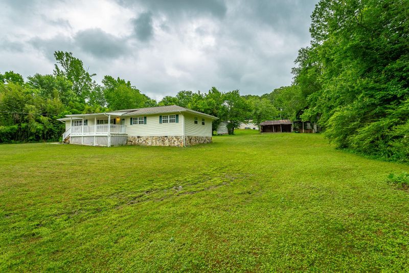81 Washburn Ln, Ringgold, GA 30736