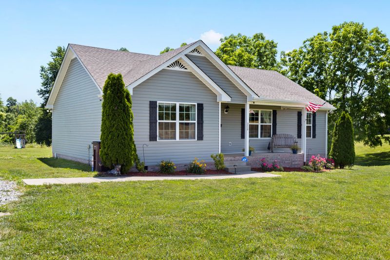 306 Meadows Rd, Portland, TN 37148