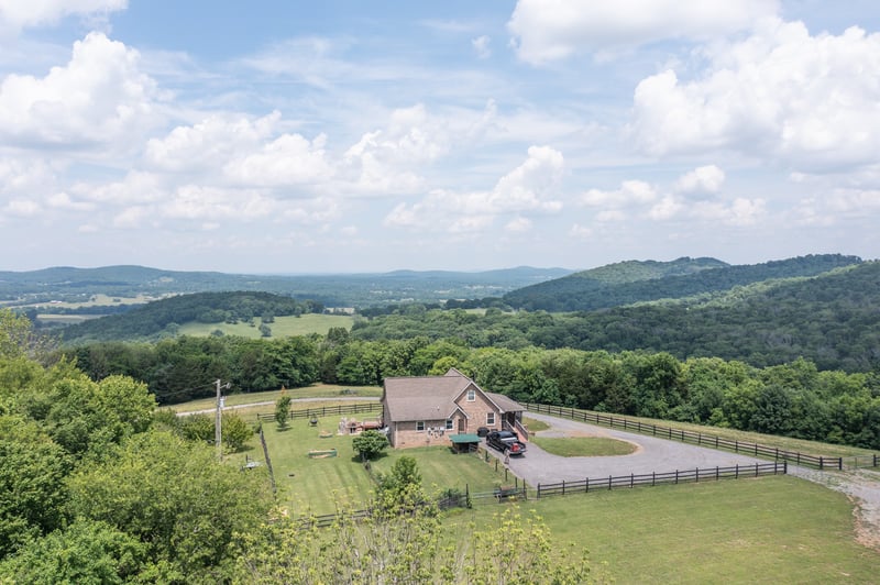 444 Grant Hwy, Gordonsville, TN 38563