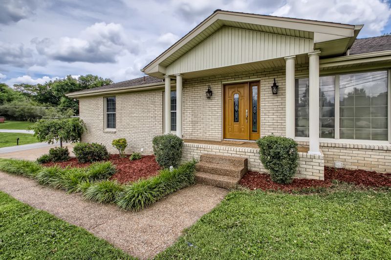 1770 Saundersville Ferry Rd, Mount Juliet, TN 37122