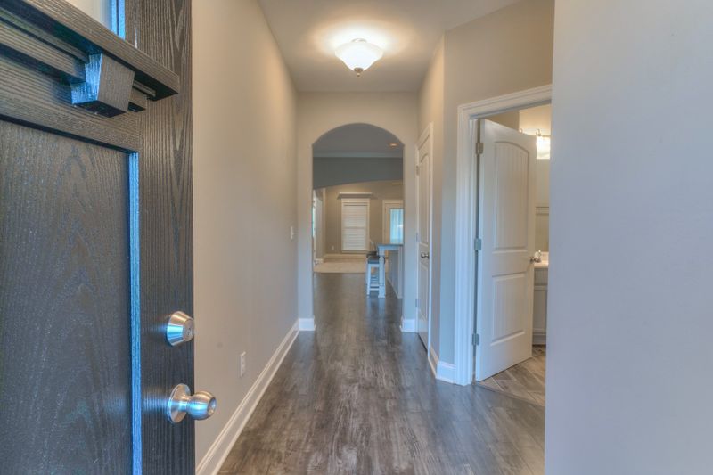 2930 Watervale Dr, Murfreesboro, TN 37128