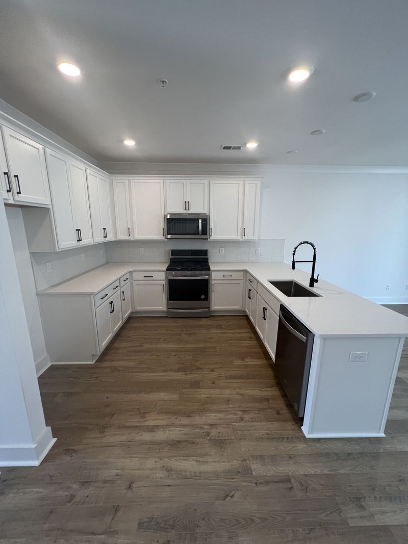 392 Hammock Ln, Spring Hill, TN 37174