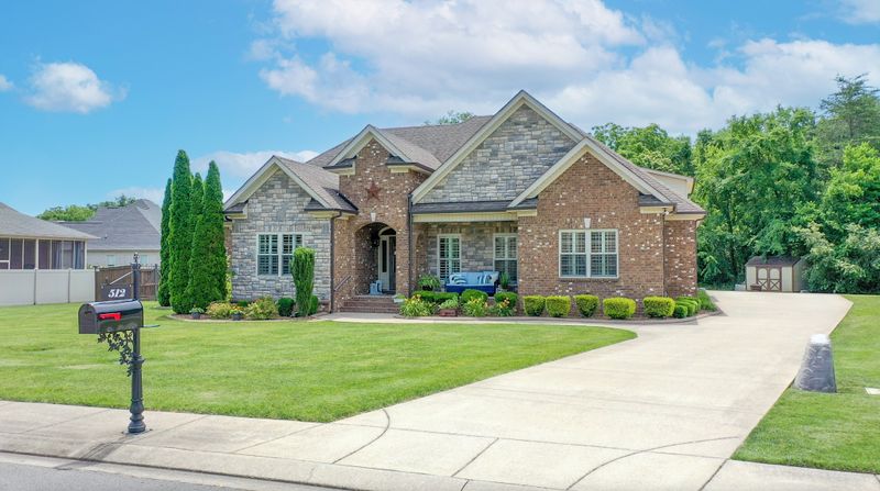 512 Serviceberry Dr, Murfreesboro, TN 37128