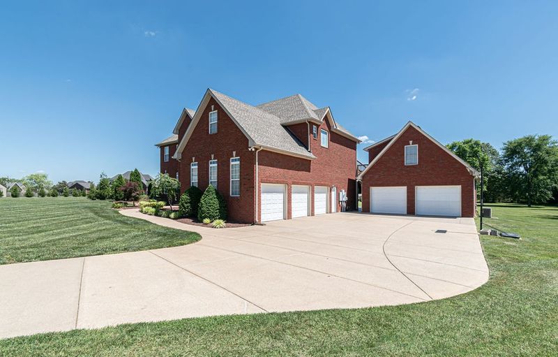211 Apricot Ln, Murfreesboro, TN 37129