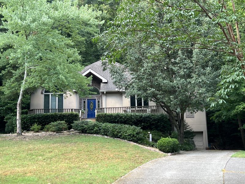 166 Hicks Rd, Nashville, TN 37221