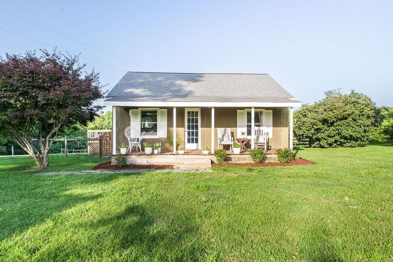 7920 Daugherty Capley Rd, Primm Springs, TN 38476