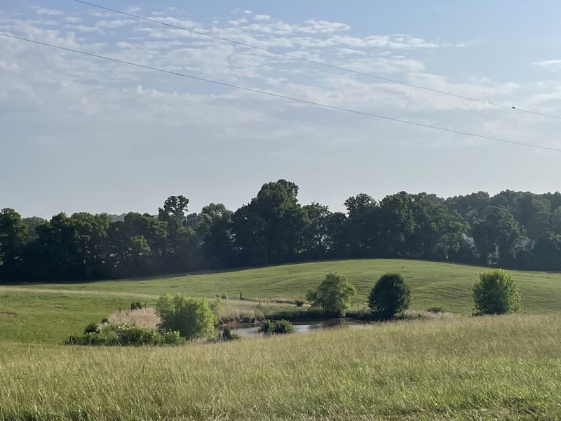 2 Hicks Edgen Rd, Pleasant View, TN 37146
