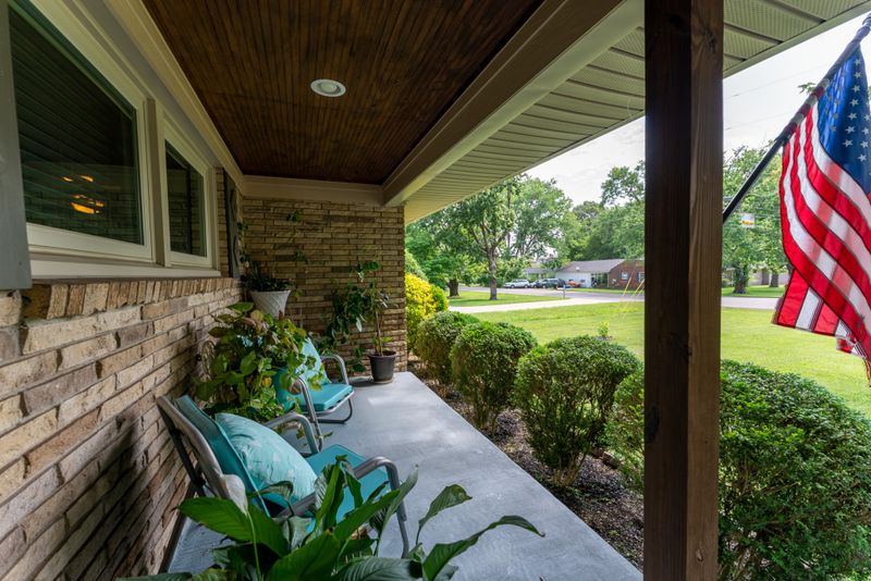 304 South Baird Ln, Murfreesboro, TN 37130
