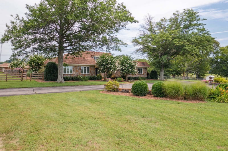 4820 Murfreesboro Rd, Arrington, TN 37014