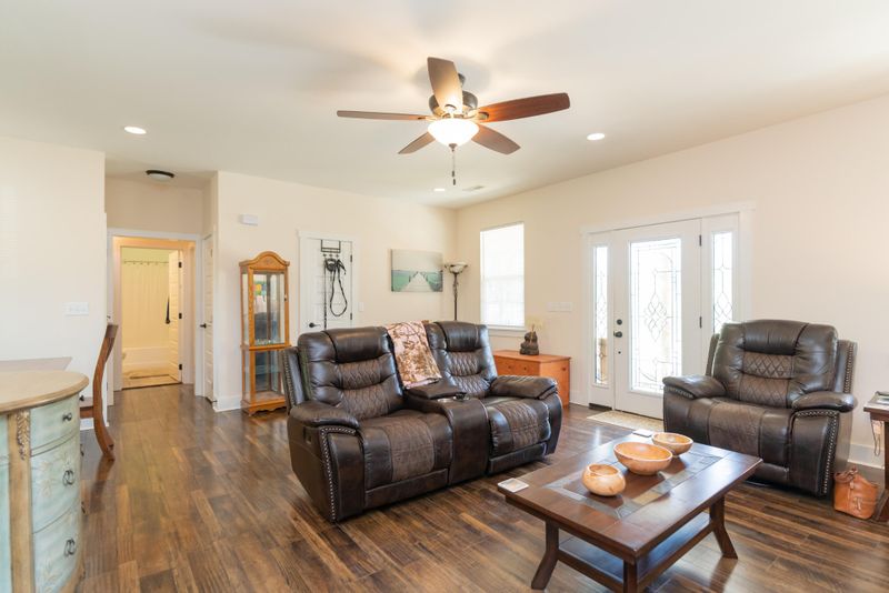 107 Ware Ln, Rossville, GA 30741