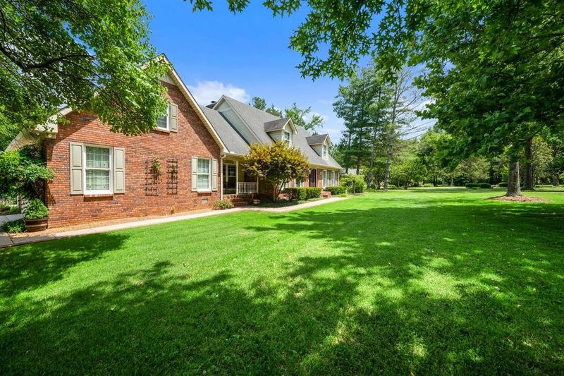 2540 Blantons Pt, Murfreesboro, TN 37129