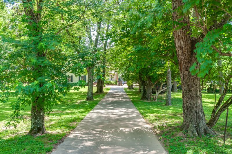 435 Eddy Ln, Franklin, TN 37064