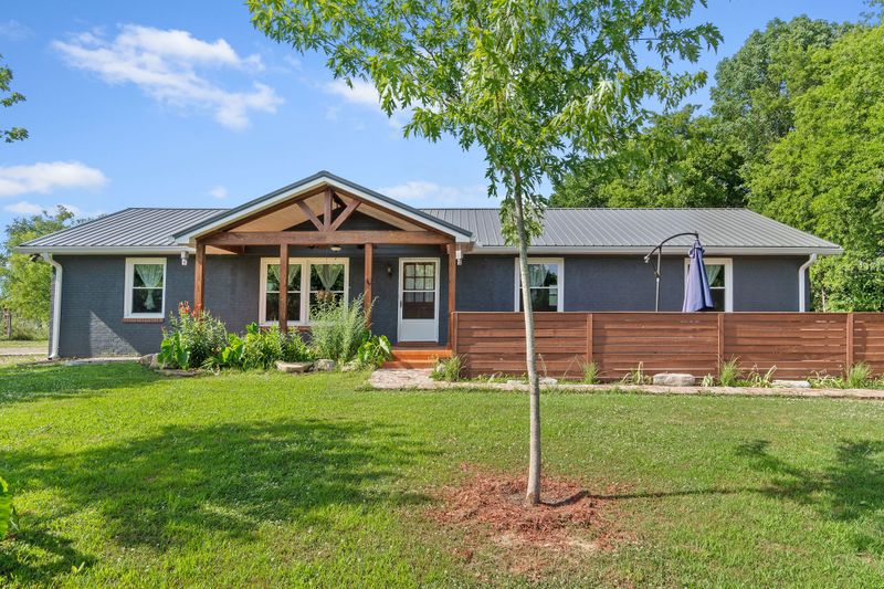 4280 Turnersville Rd, Cedar Hill, TN 37032