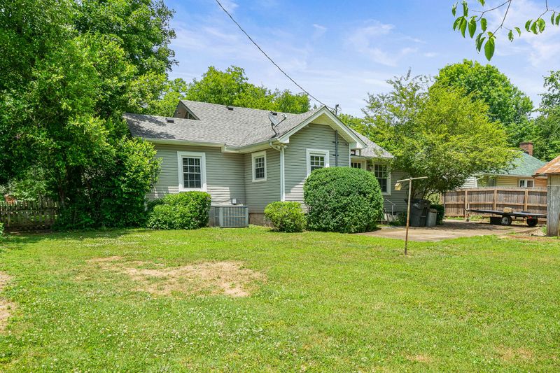 1011 Hillcrest Ave, Columbia, TN 38401