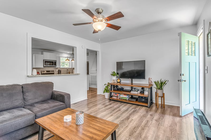 261 Garcia Dr, Pegram, TN 37143