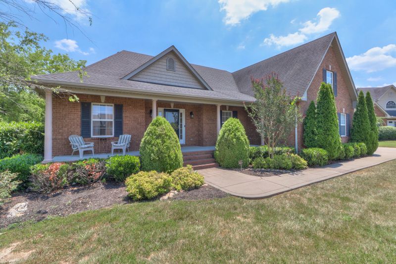 910 Nimbus Ln, Murfreesboro, TN 37127