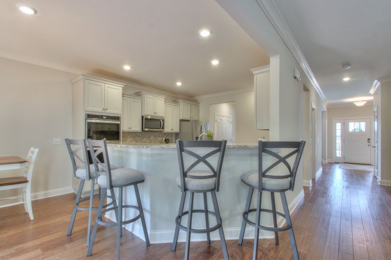 1517 Davidge Dr, Nashville, TN 37221