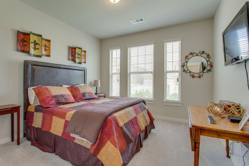 914 Covenant Blvd, Murfreesboro, TN 37128